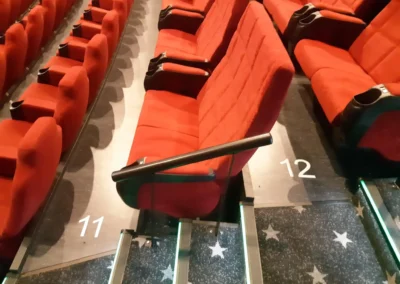 Turėklai mokykloms, darželiams, įstaigoms 35 Forum cinemas 002