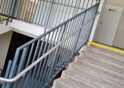 Turėklai mokykloms, darželiams, įstaigoms 41 Kauno gimnazija 005