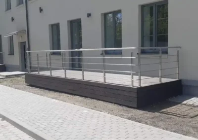 Turėklai mokykloms, darželiams, įstaigoms 73 Mickeviciaus 004