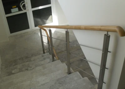 Turėklai mokykloms, darželiams, įstaigoms 90 NP M 002