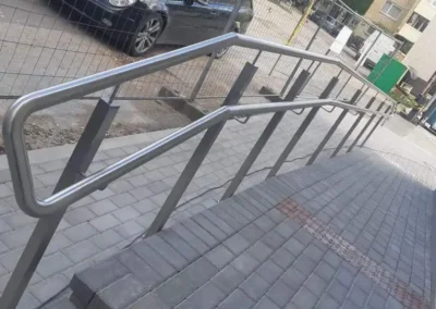 Neįgaliųjų pandusai ir turėklai 6 Neigaliuju tureklai 005