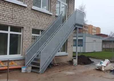Priešgaisriniai laiptai 4 Priesgaisriniai 001