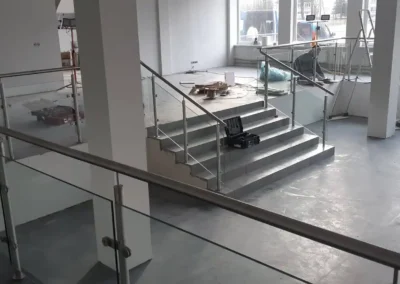 Turėklai mokykloms, darželiams, įstaigoms 113 Raseiniai stiklo 002