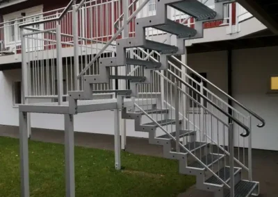 Priešgaisriniai laiptai 14 Svedija rimi 004