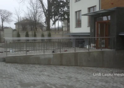 Turėklai mokykloms, darželiams, įstaigoms 143 Vaidoto gatve 001 1